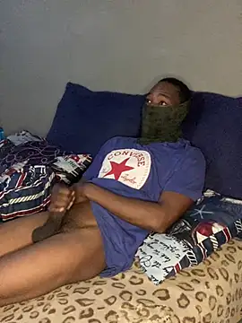 Snapshot of chinaeye012 chatting on 04.15.26 chinaeye012 online show from 04.15.26