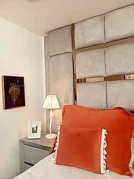 Snapshot of AmbarJenssen chatting on 04.03.26 AmbarJenssen online show from 04.03.26