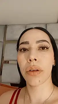 Snapshot of AmbarJenssen chatting on 04.13.26 AmbarJenssen online show from 04.13.26