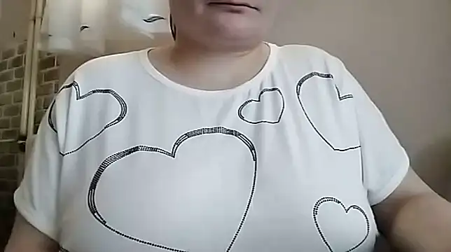 Bonnie Jade online show from 04.15.26