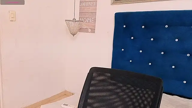 Morgansmithx online show from 04.14.26