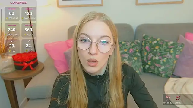 EvaEvis online show from 04.04.26