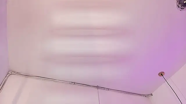 scarlett turner  online show from 04.06.26