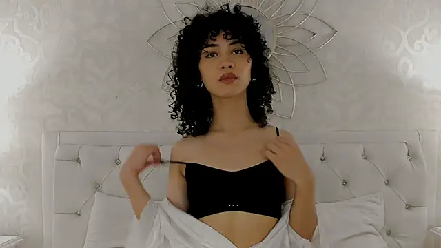 Julietta    online show from 04.16.26