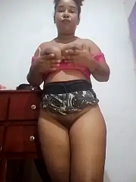 kimberlly25 online show from 04.10.26