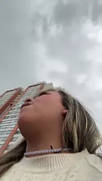 NinaValencia  online show from 03.30.26