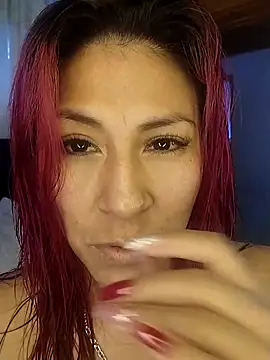 Snapshot of tatianabelli chatting on 04.16.26 tatianabelli online show from 04.16.26