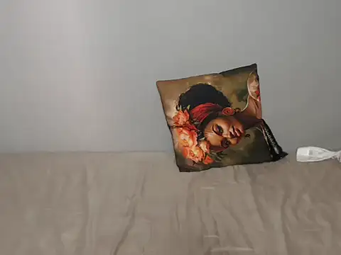 Snapshot of AngelicCaramelxxx chatting on 03.28.26 AngelicCaramelxxx online show from 03.28.26