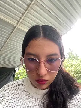 babylexi18 online show from 04.16.26