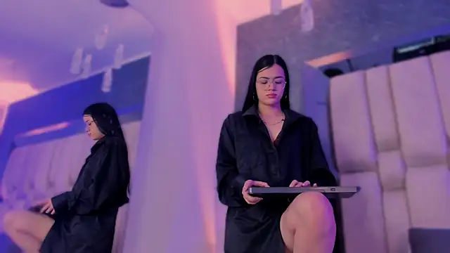 Megan Danbury online show from 04.09.26