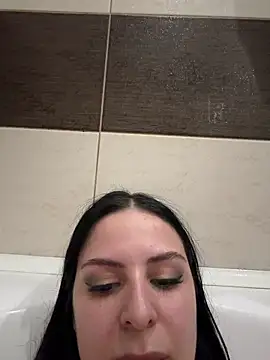 EvaSmeet online show from 04.15.26