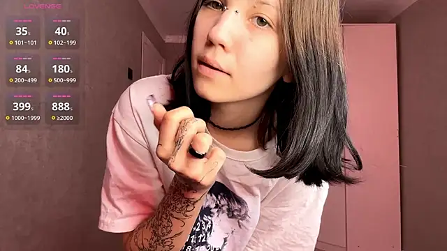 AmeliaMiotii online show from 04.09.26