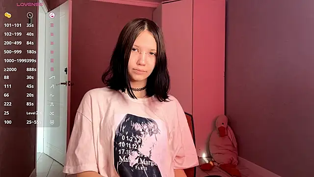 AmeliaMiotii online show from 04.11.26