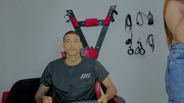 Snapshot of Hana_and_Zeta2026 chatting on 03.31.26 Hana and Zeta2026 online show from 03.31.26