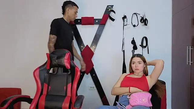 Snapshot of Hana_and_Zeta2026 chatting on 04.09.26 Hana and Zeta2026 online show from 04.09.26