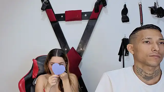 Snapshot of Hana_and_Zeta2026 chatting on 04.12.26 Hana and Zeta2026 online show from 04.12.26