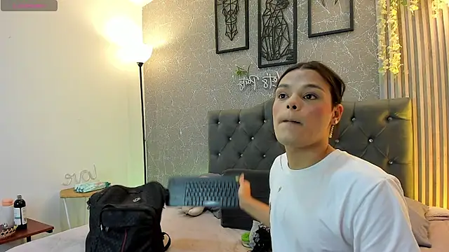 LexyNova  online show from 06.01.26