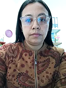 Snapshot of Violeta--7 chatting on 04.08.26 Violeta--7 online show from 04.08.26