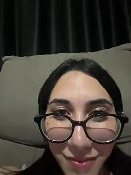 juliacosta online show from 04.05.26