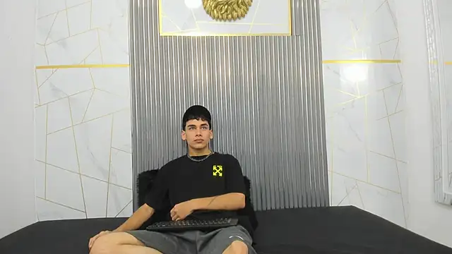 Kitsune 44 online show from 03.27.26