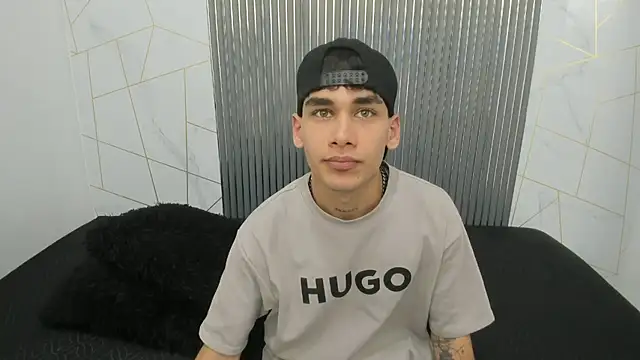 Kitsune 44 online show from 03.28.26