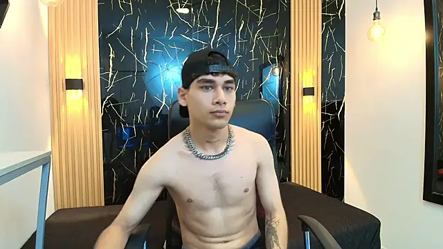 Kitsune 44 online show from 04.07.26