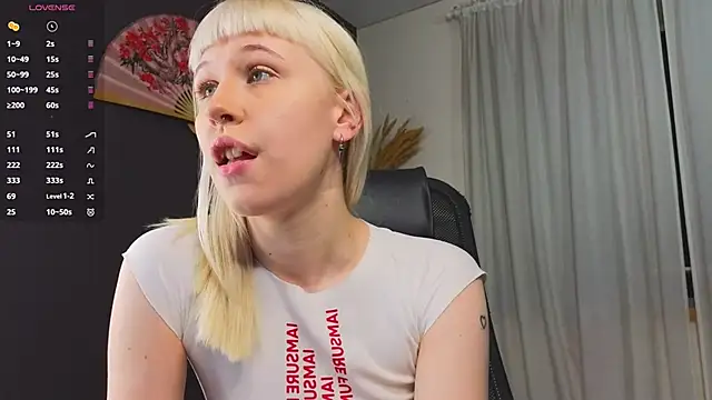 Snapshot of call_me_heaven chatting on 03.29.26 call me heaven online show from 03.29.26