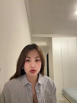 Yang 218 online show from 04.10.26