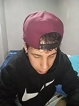 Hades 24 online show from 04.11.26