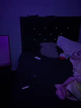 C1N09 online show from 04.02.26