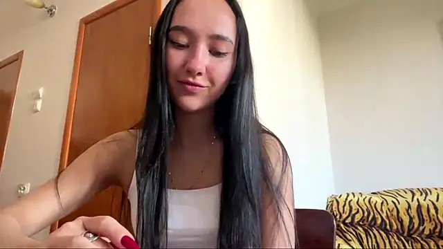 Liesenaniles online show from 04.15.26