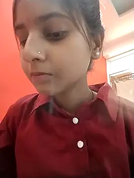 TANU01990 online show from 04.15.26