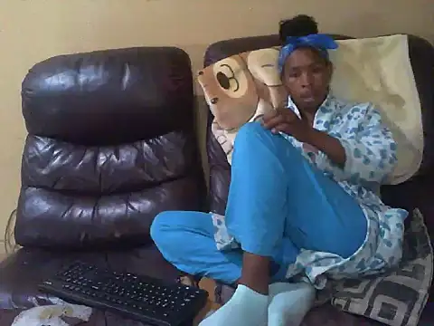 Queen-minaji online show from 04.14.26