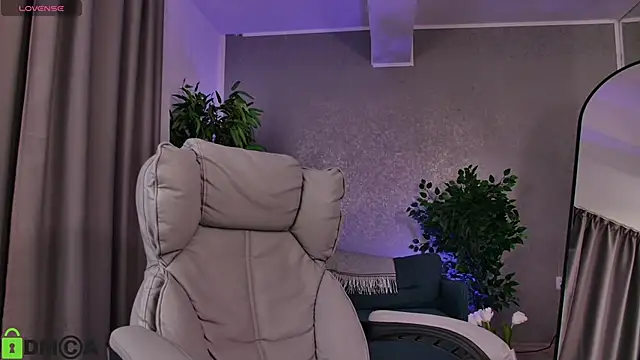 SandraBabeXO online show from 04.15.26