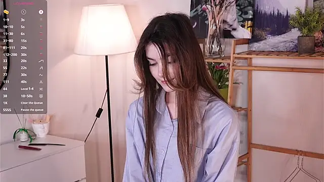 CherlyGuss online show from 04.05.26