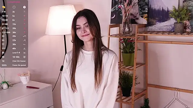 CherlyGuss online show from 04.08.26