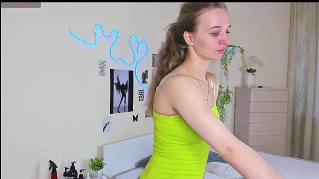 Velour Switch online show from 04.04.26