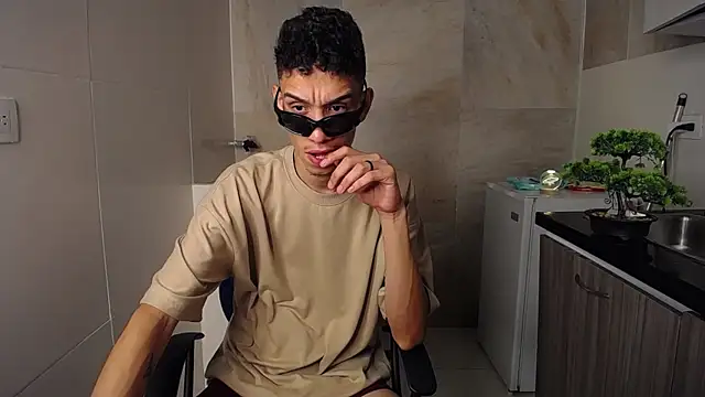 Zamaelprime  online show from 04.09.26