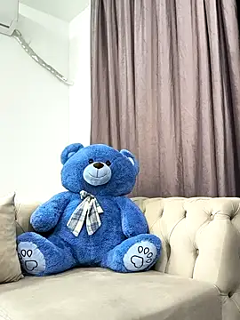 MissLuna28 online show from 04.14.26