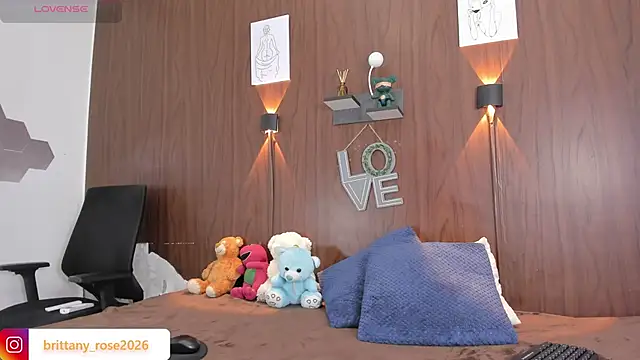  Brittany0 online show from 04.08.26