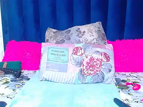 Cherrybootyofjoy86 online show from 04.07.26