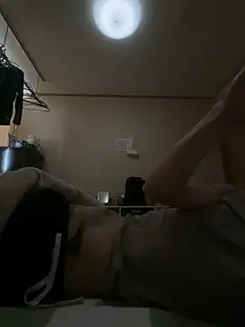 Minh  online show from 03.28.26