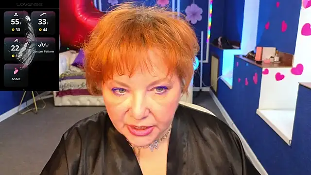 Snapshot of Kira_Kingslee chatting on 04.04.26 Kira Kingslee online show from 04.04.26