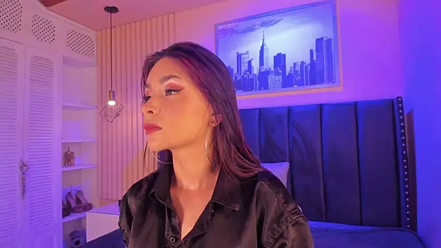 izumi mei online show from 04.15.26