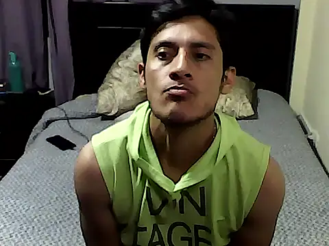 Paul Velvet online show from 04.28.26