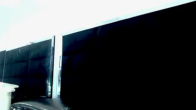 LuckyBluex online show from 04.06.26