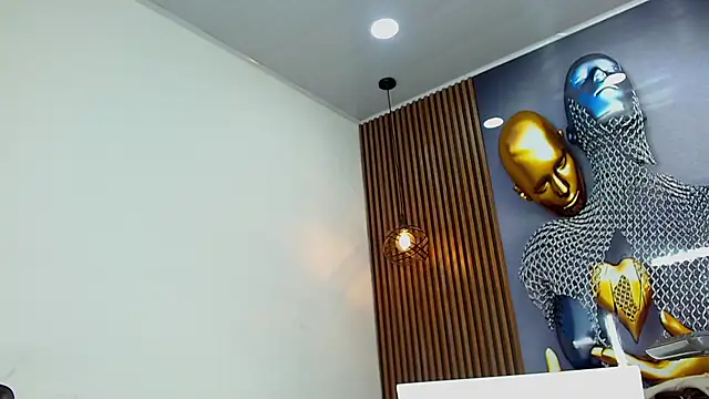 LuckyBluex online show from 04.12.26