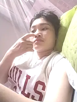 Saryloveparadise online show from 04.04.26