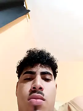 LucaColmal online show from 04.15.26