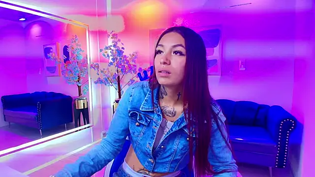 Charlotte bower online show from 04.17.26